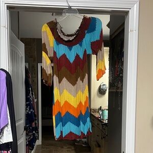 Colorful Chevron Pleated Midi Dress - Multicolor